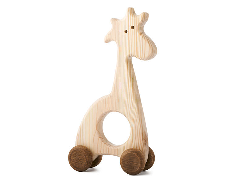lesní hračky tahací žirafka jozefka 1