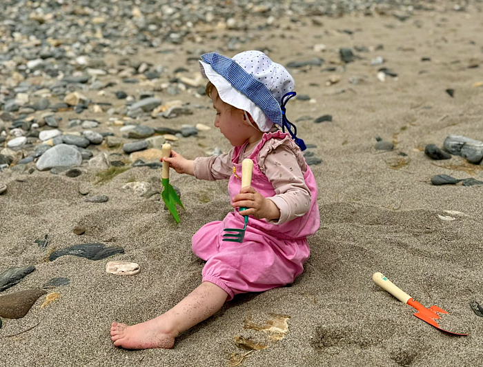 hračky na písečnou pláž - lopatky